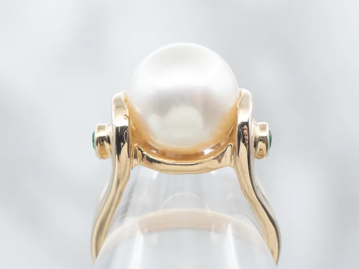 Market Square Jewelers Rings Modernist Gold Pearl Ring with Diopside Accents Market Square Jewelers Rings Modernist Gold Pearl Ring with Diopside Accents