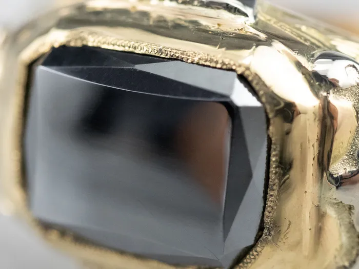 Market Square Jewelers Rings Vintage 18K Two Toned Gold Hematite Ring Market Square Jewelers Rings Vintage 18K Two Toned Gold Hematite Ring