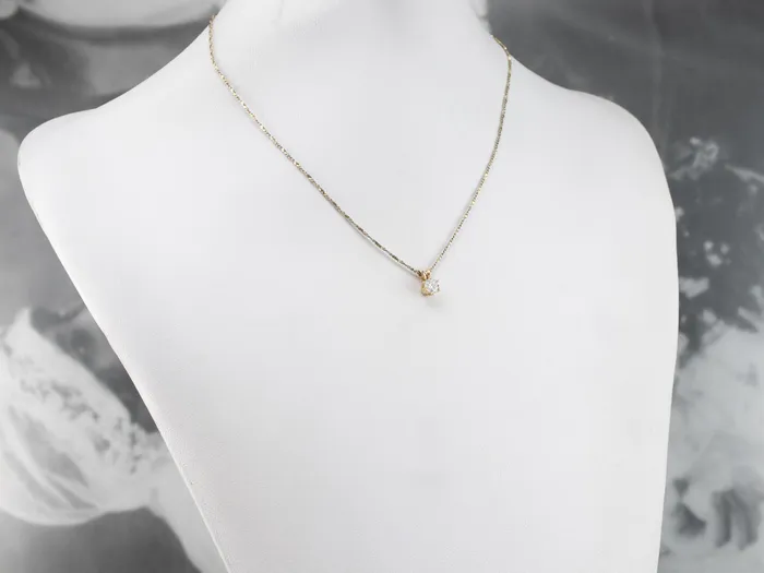 MSJ Office PreStyled Sets Diamond Gold Solitaire Pendant MSJ Office PreStyled Sets Diamond Gold Solitaire Pendant
