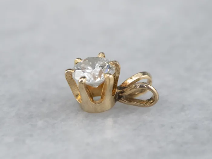 MSJ Office PreStyled Sets Diamond Gold Solitaire Pendant MSJ Office PreStyled Sets Diamond Gold Solitaire Pendant