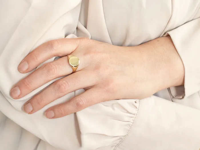 Plain Oval Signet Ring Market Square Jewelers Rings Plain Oval Signet Ring Market Square Jewelers Rings