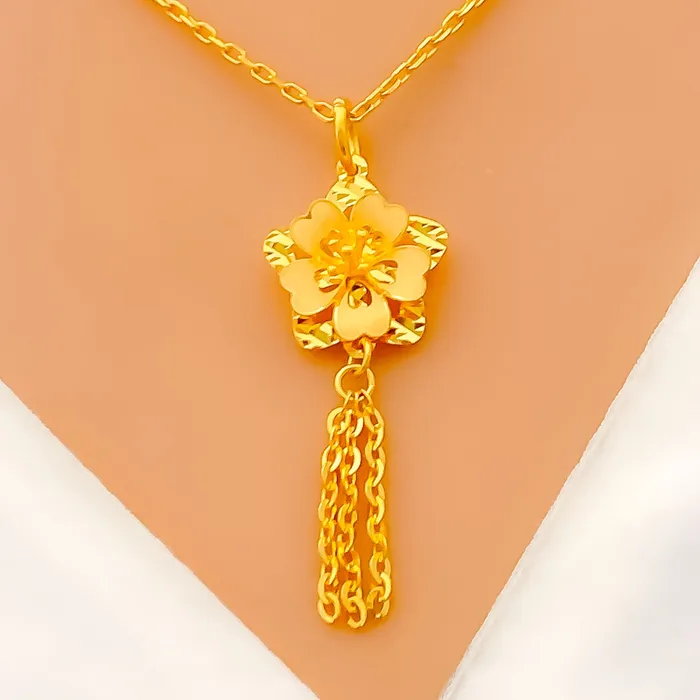 PreStyled Sets Andaaz Jewelers Ethereal 22K Gold Floral Pendant Set