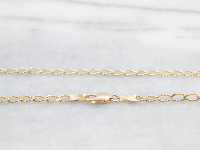 PreStyled Sets Market Square Jewelers Textured Gold Curb Link Chain PreStyled Sets Market Square Jewelers Textured Gold Curb Link Chain