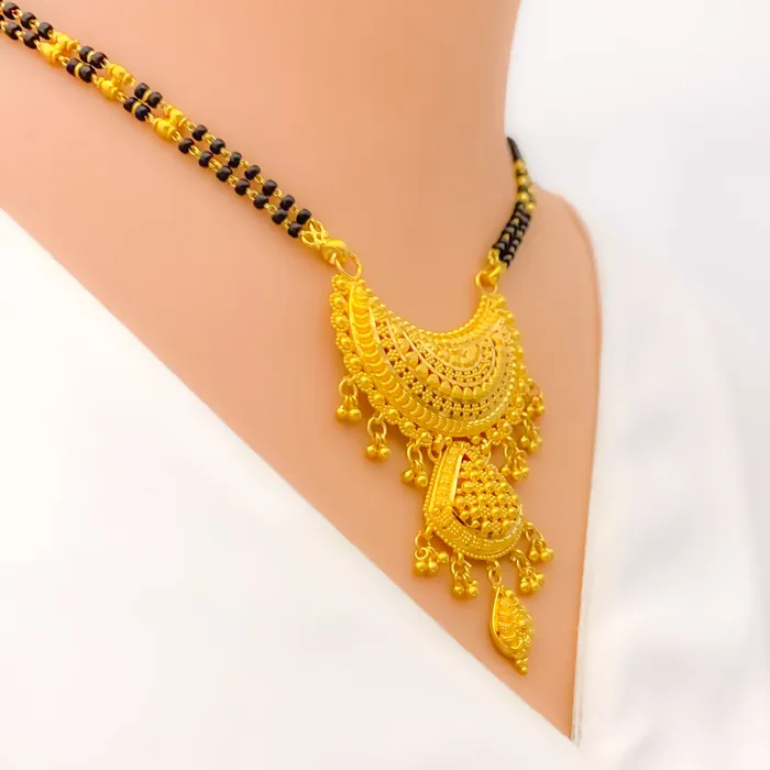 Refined Charming Layered 22k Gold Mangal Sutra Andaaz Jewelers PreStyled Sets
