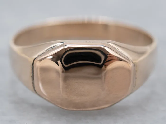 Rings 10K Yellow Gold Soft Facet Center Signet Ring Market Square Jewelers