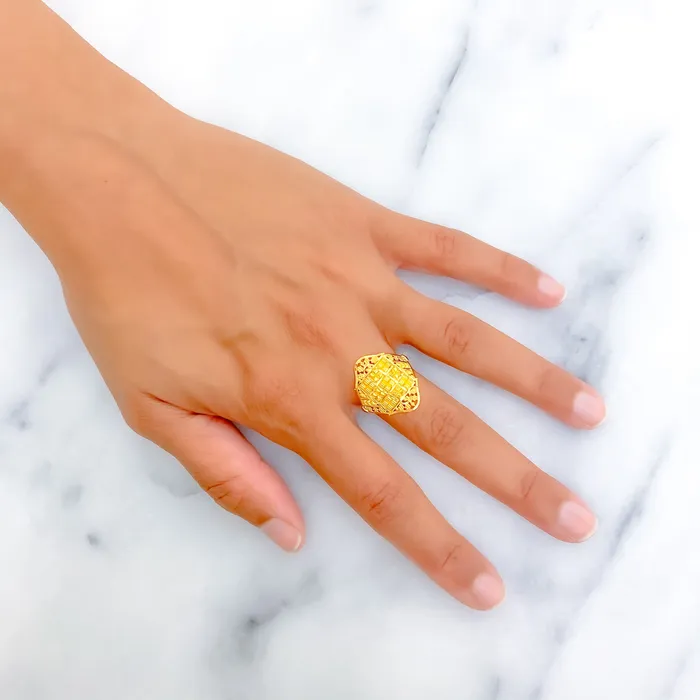Rings Andaaz Jewelers Stylish Ethereal 22K Gold Ring