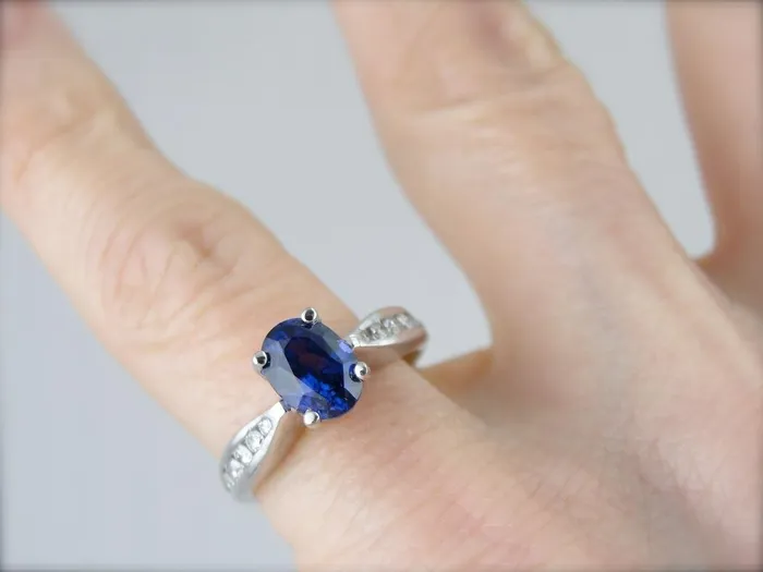 Rings Market Square Jewelers Exceptional Quality Ceylon Sapphire and Diamond Platinum Modern Engagement Ring Rings Market Square Jewelers Exceptional Quality Ceylon Sapphire and Diamond Platinum Modern Engagement Ring