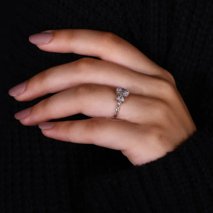 070 to 20 CT Oval Cut Muse Setting Lab Grown Diamond Engagement Ring Diamondrensu Rings