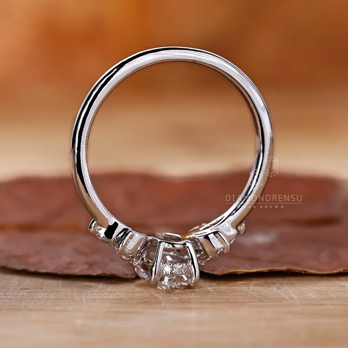070 to 20 CT Oval Cut Muse Setting Lab Grown Diamond Engagement Ring Diamondrensu Rings