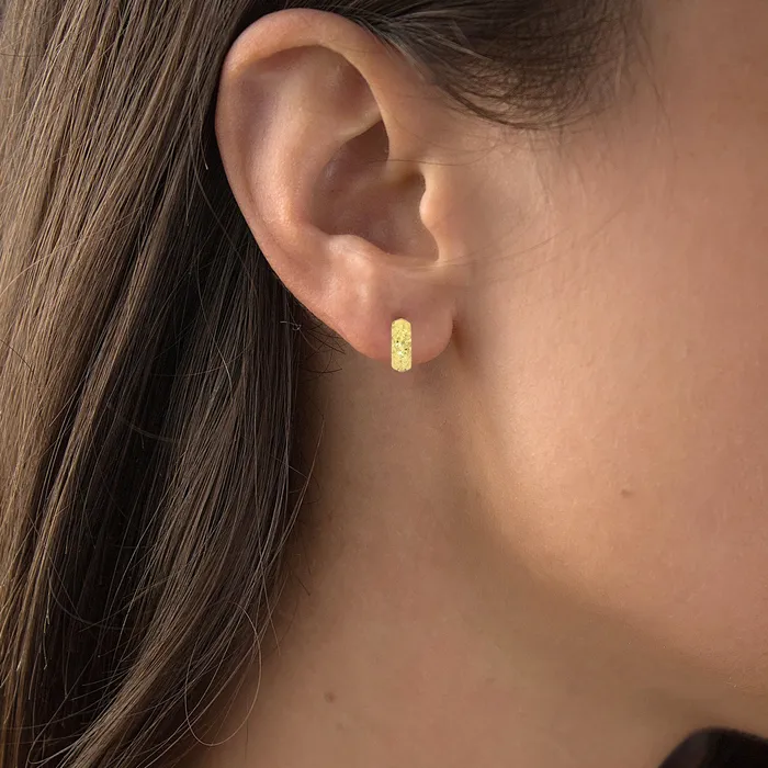 14K TwoTone Gold Reversible Diamond Cut 400x1000mm Huggie Earring DecadenceJewelry Earrings 14K TwoTone Gold Reversible Diamond Cut 400x1000mm Huggie Earring DecadenceJewelry Earrings