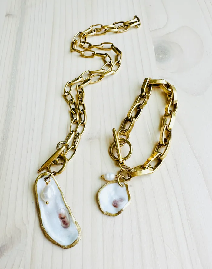 BluEyedHorse Charleston Oyster Shell Bracelet Bracelets