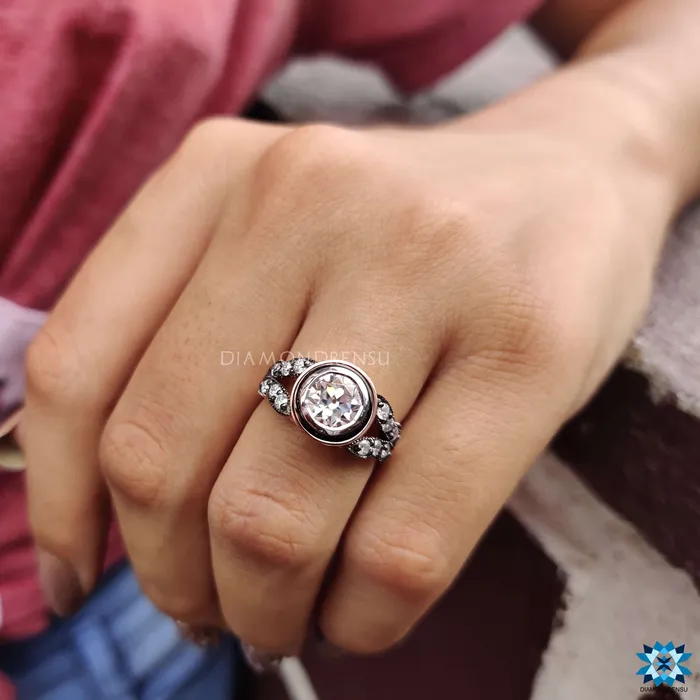 Diamondrensu 175 TCW Round Old European Cut Antique Vintage Moissanite Ring Rings Diamondrensu 175 TCW Round Old European Cut Antique Vintage Moissanite Ring Rings