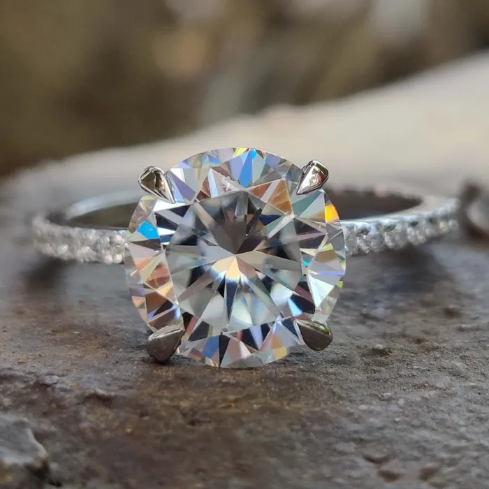 Diamondrensu 236 TW Round Brilliant Cut Pave Set Moissanite Engagement Ring Rings Diamondrensu 236 TW Round Brilliant Cut Pave Set Moissanite Engagement Ring Rings