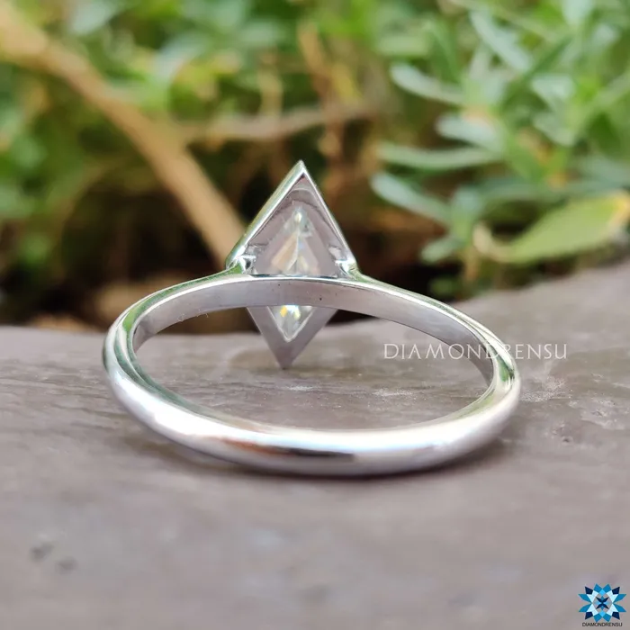 Diamondrensu Rings Bezel Engagement Ring With Lozenge Cut Moissanite