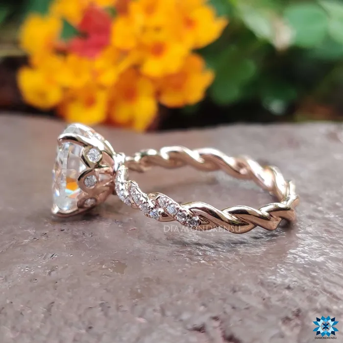 Diamondrensu Rings Rope Pave Hidden Halo 220 TCW Oval Moissanite Engagement Ring Diamondrensu Rings Rope Pave Hidden Halo 220 TCW Oval Moissanite Engagement Ring