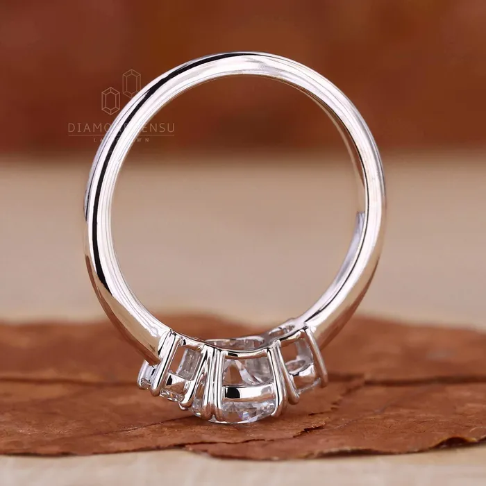 Diamondrensu Rings Round Lab Created Diamond Three Stone Engagement Ring for Women