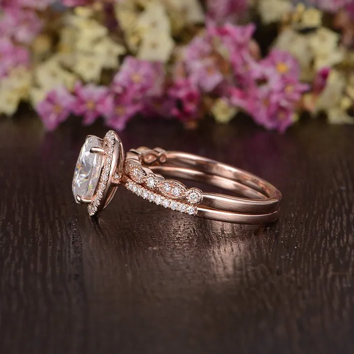 Flawless Moissanite Rings Classic Oval Cut Halo Bridal Ring Set Flawless Moissanite Rings Classic Oval Cut Halo Bridal Ring Set
