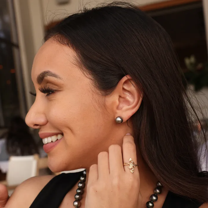 Maui Divers Jewelry Earrings Tahitian Black Pearl Earrings in White Gold 910mm