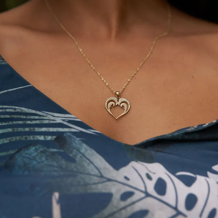 Necklaces Maui Divers Jewelry Nalu Heart Pendant in Gold with Diamonds 20mm