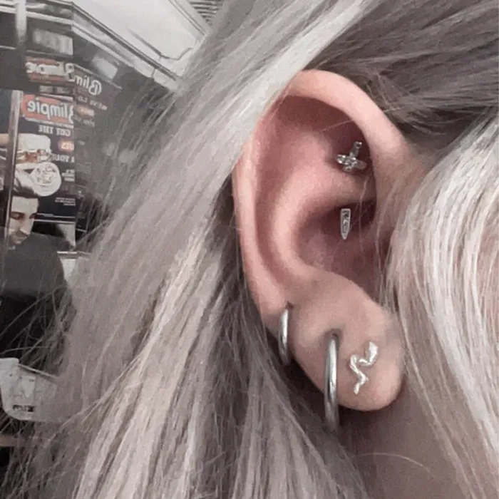 OUFER BODY JEWELRY 16G SwordDagger CZ Curved Rook Earring Eyebrow Ring Rings OUFER BODY JEWELRY 16G SwordDagger CZ Curved Rook Earring Eyebrow Ring Rings