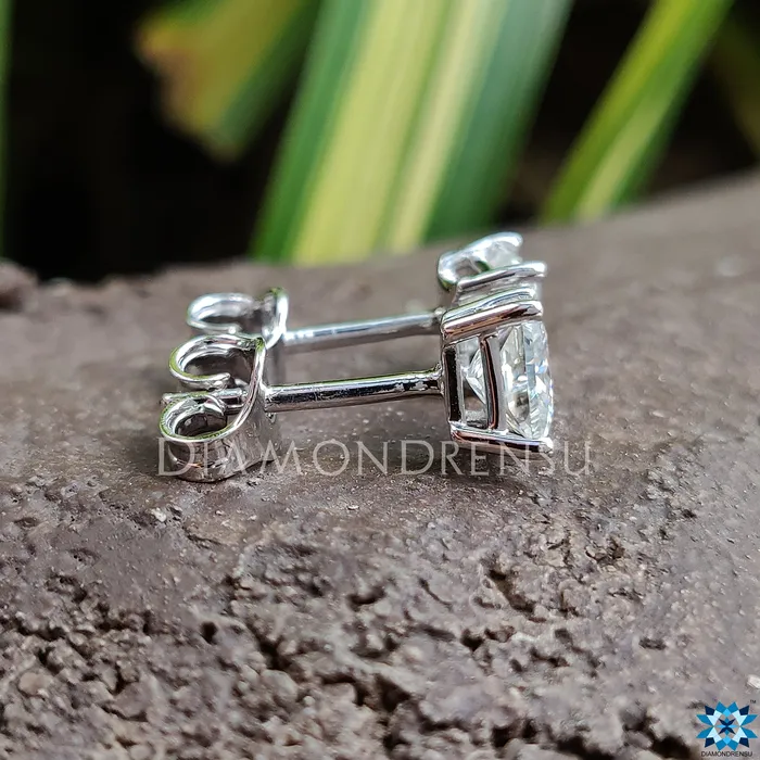 Princess Cut Colorless Moissanite 4 prong Stud Earrings Push Back Diamondrensu Earrings Princess Cut Colorless Moissanite 4 prong Stud Earrings Push Back Diamondrensu Earrings