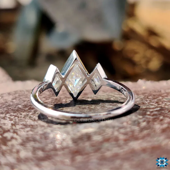 Rings Diamondrensu Bezel Set 129 TW Lozenge Cut Moissanite Three Stones Engagement Ring Rings Diamondrensu Bezel Set 129 TW Lozenge Cut Moissanite Three Stones Engagement Ring
