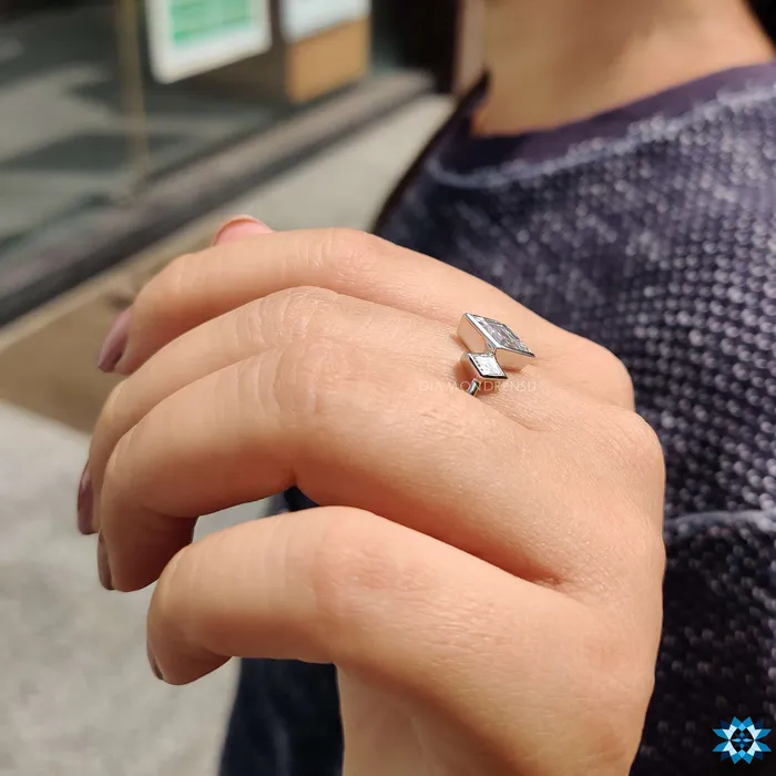 Rings Diamondrensu Bezel Set 129 TW Lozenge Cut Moissanite Three Stones Engagement Ring Rings Diamondrensu Bezel Set 129 TW Lozenge Cut Moissanite Three Stones Engagement Ring