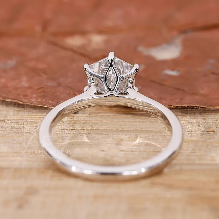 Rings Diamondrensu Hexagon Diamond Ring with Cathedral Setting