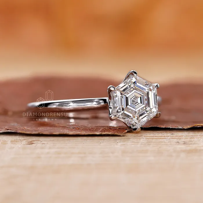Rings Diamondrensu Hexagon Diamond Ring with Cathedral Setting