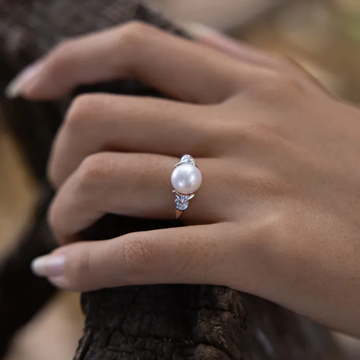 Rings Maui Divers Jewelry Freshwater White Pearl Ring in Rose Gold with Diamonds 89mm
