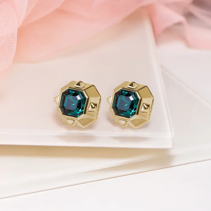 Simone Emerald Earrings Isharya Modern Indian Jewelry Earrings